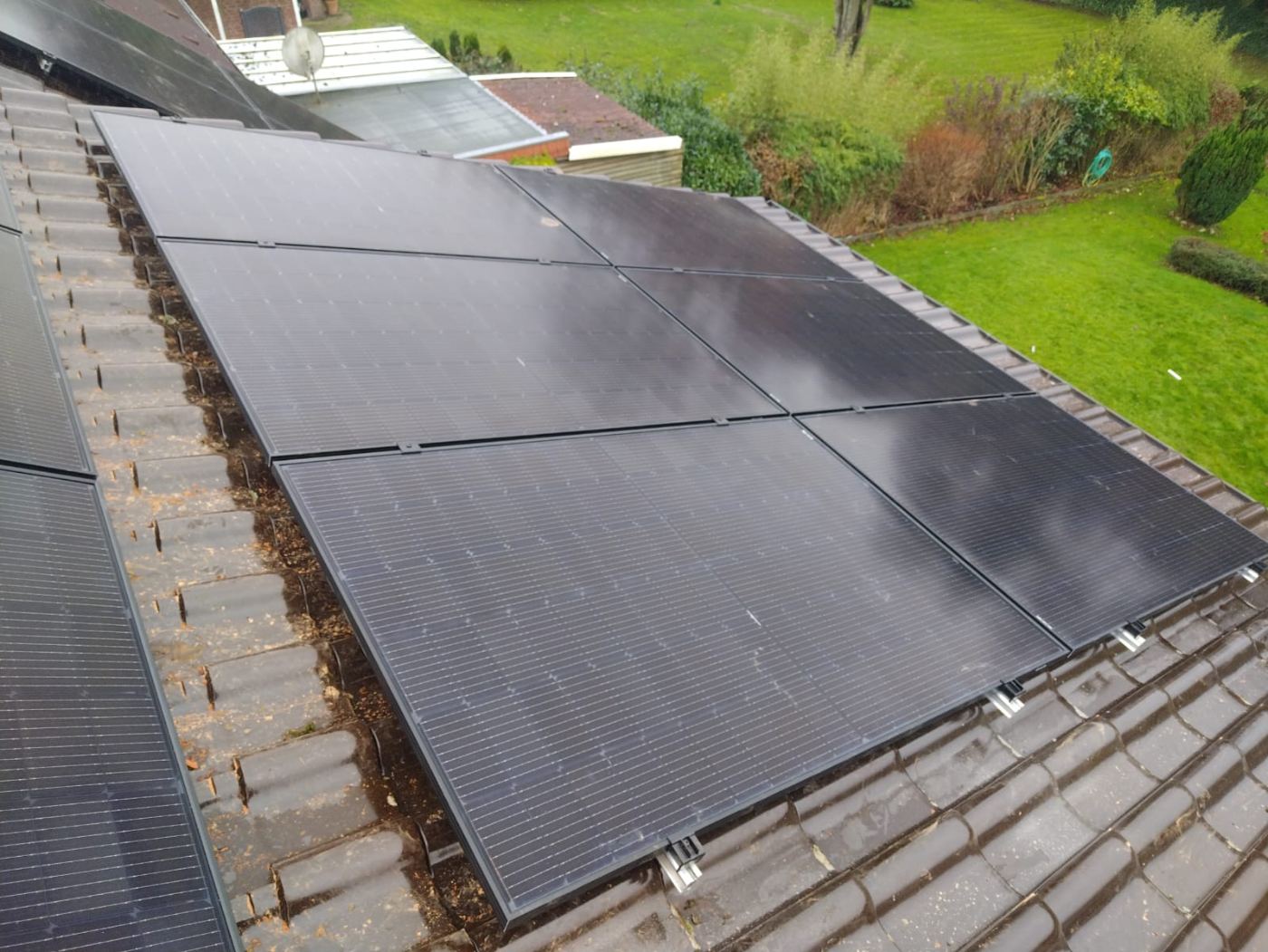 PV-Module auf Dachfläche